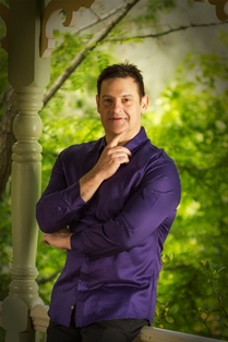 Christopher Walker using past life regression in Melbourne 2 email Large Picture of Christopher Walker